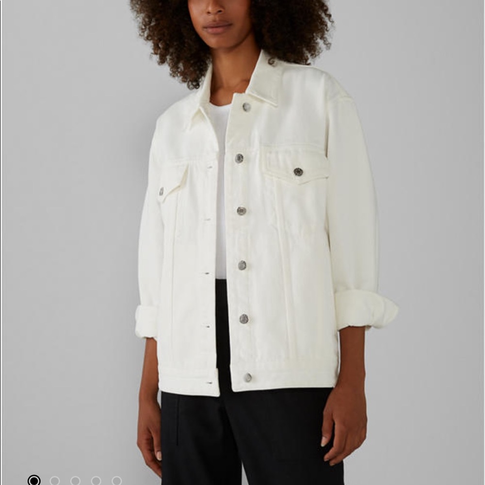 NWT CLUB MONACO WHITE DENIM TRUCKER JACKET